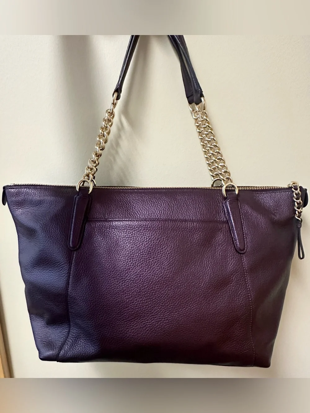 Coach Pebbled Leather Tote in Plum with Gold Chain Straps - Picture 2 of 6